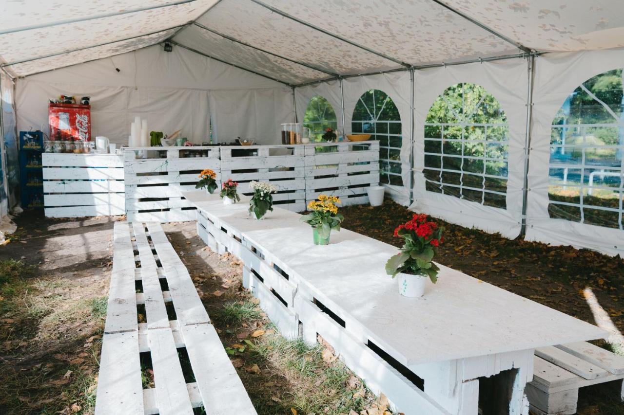 Готель Munich Oktoberfest Glamping Екстер'єр фото